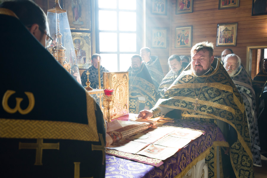 Служба в страстной понедельник. Церковь Михаила Архангела. Страстная неделя 2023. Понедельник страстной седмицы.